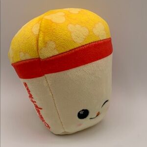 Disney Parks Wishables Park Snack Food Series 2  Plush Popcorn No Tags